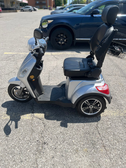 Used - Emmo 3-Wheeled Mobility Scooter